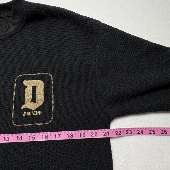 D MAGAZINE Men Pullover Textured Sweatshirt Sz L Black Embroidered Logo 22-13 - Picture 9 of 12